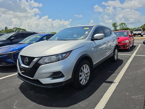 Used 2022 Nissan Rogue Sport S FWD image 5