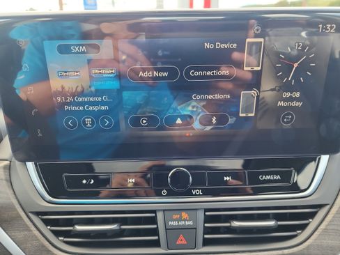 New 2025 Nissan Altima 2.5 SV w/ SV Premium Package image 17