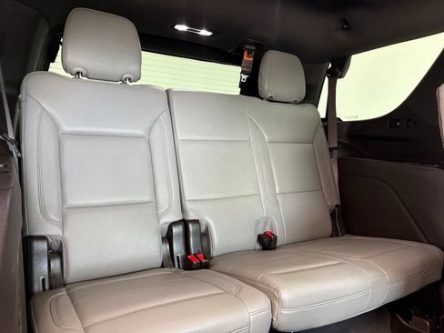 Used 2021 Chevrolet Tahoe Z71 AWD/4WD image 38