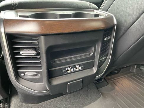 Used 2022 RAM 1500 Laramie image 30