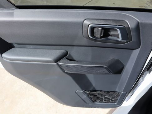 New 2025 Ford Bronco Big Bend image 16