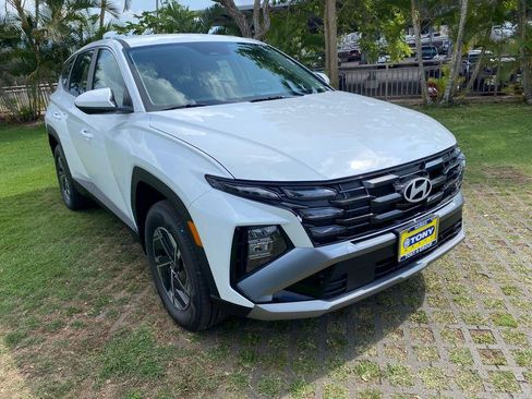 New 2026 Hyundai Tucson Blue SE image 1