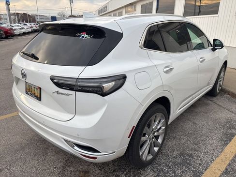 Used 2022 Buick Envision Avenir w/ Technology Package II image 6