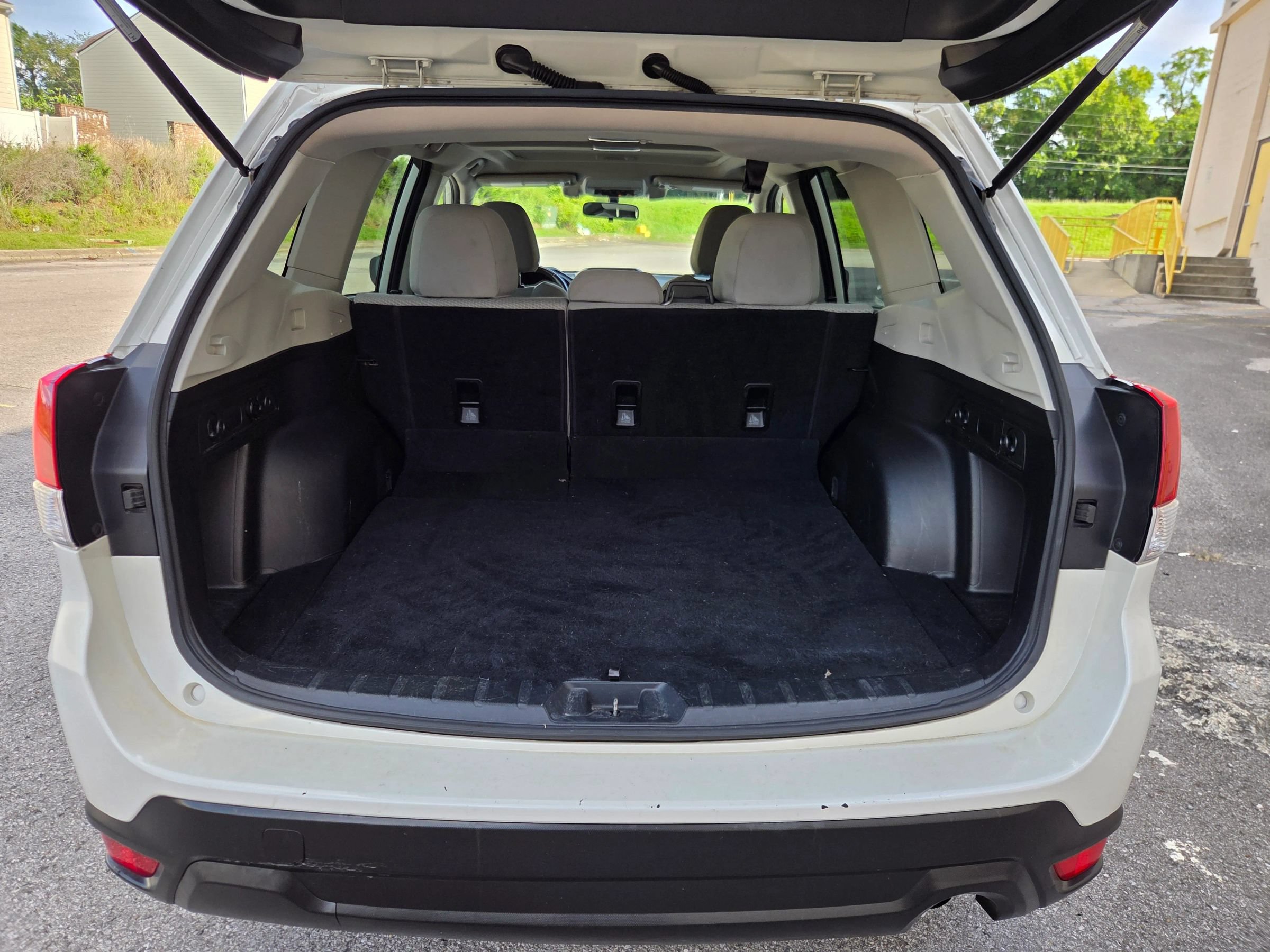 Used 2020 Subaru Forester Premium AWD/4WD image 15