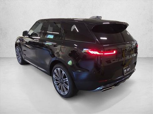 Used 2023 Land Rover Range Rover Sport SE AWD/4WD image 7