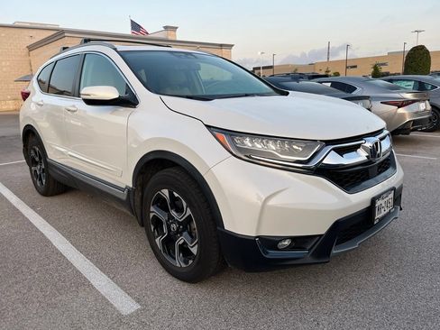 Used 2018 Honda CR-V Touring image 2