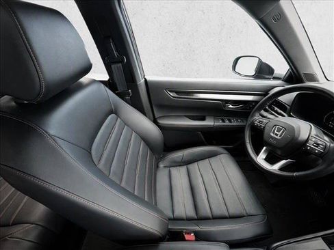 Used 2025 Honda CR-V Sport-L image 17