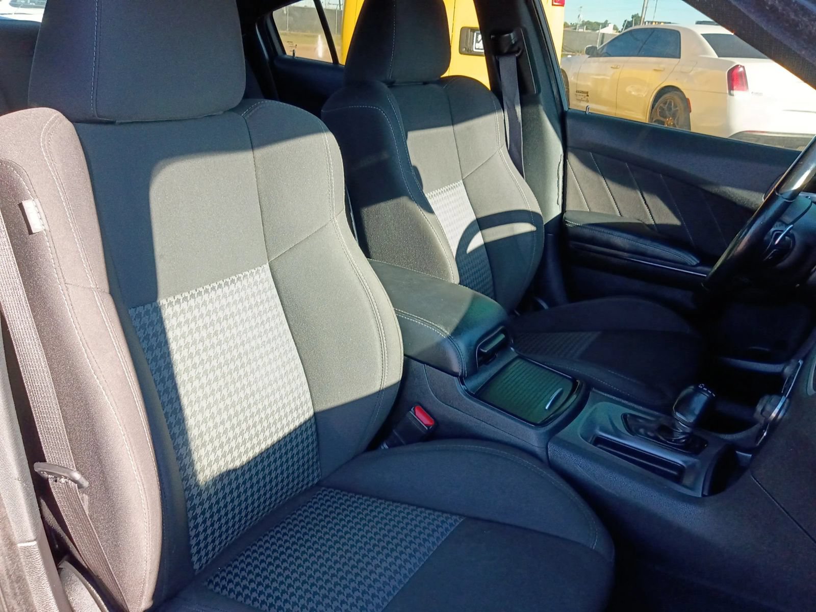 Used 2021 Dodge Charger R/T w/ Blacktop Package RWD image 31