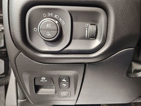 Used 2025 RAM 1500 Big Horn AWD/4WD image 27