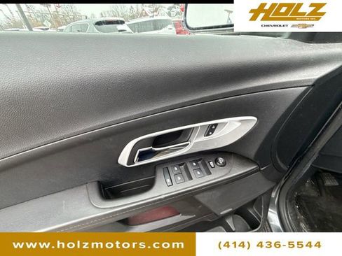 Certified 2017 Chevrolet Equinox Premier w/ Enhanced Convenience Package image 24