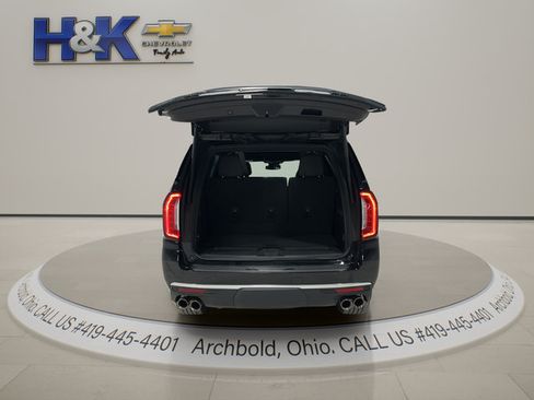 Used 2024 GMC Yukon Denali AWD/4WD image 7