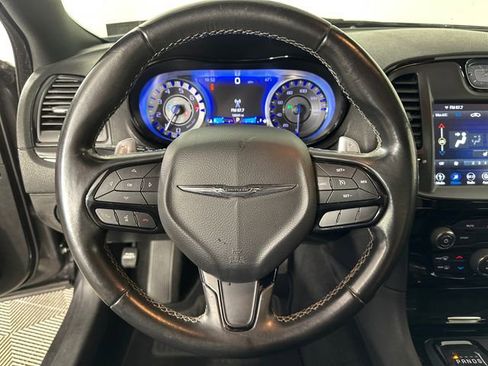 Used 2019 Chrysler 300 S AWD/4WD image 24
