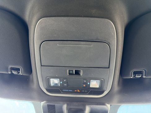 Certified 2022 Ford F150 XLT w/ Equipment Group 302A High image 18