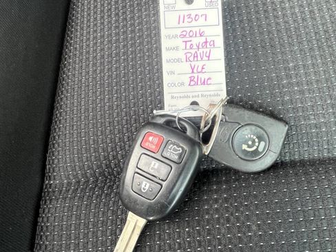 Used 2016 Toyota RAV4 XLE image 22