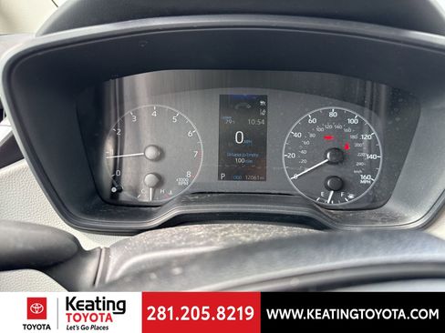 Used 2024 Toyota Corolla LE image 17