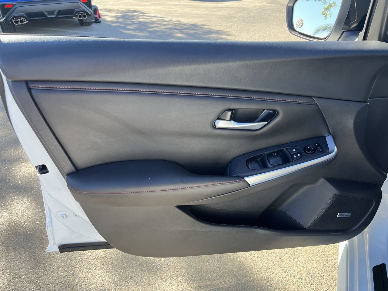 Used 2024 Nissan Sentra SR w/ SR Premium Package FWD image 20