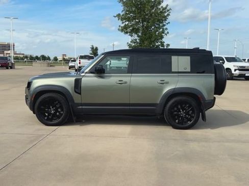 Used 2020 Land Rover Defender 110 HSE AWD/4WD image 6