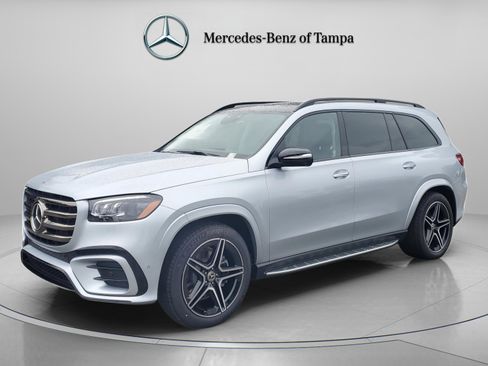 Used 2026 Mercedes-Benz GLS 450 4MATIC image 1