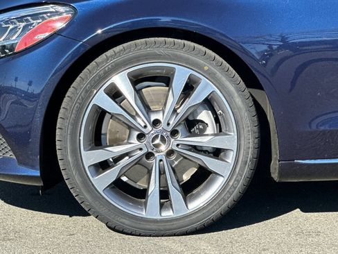 Used 2019 Mercedes-Benz C 300 Sedan image 25