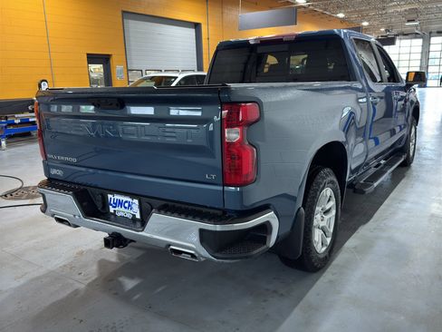 Used 2024 Chevrolet Silverado 1500 LT AWD/4WD image 5