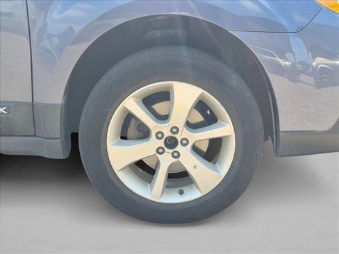 Used 2014 Subaru Outback 2.5i Premium AWD/4WD image 10