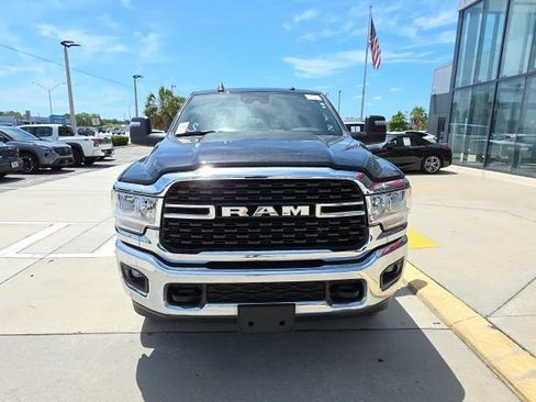 Used 2024 RAM 2500 Big Horn w/ Safety Group AWD/4WD image 9