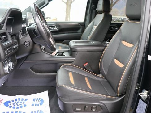Used 2023 GMC Yukon XL AT4 w/ AT4 Premium Package image 18