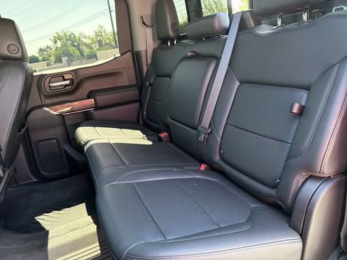 Used 2021 Chevrolet Silverado 1500 LT Trail Boss w/ LT Trail Boss Premium Package AWD/4WD image 10