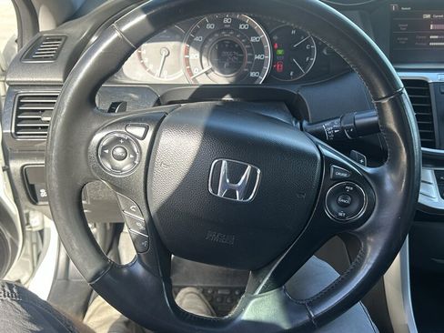 Used 2014 Honda Accord Sport image 14