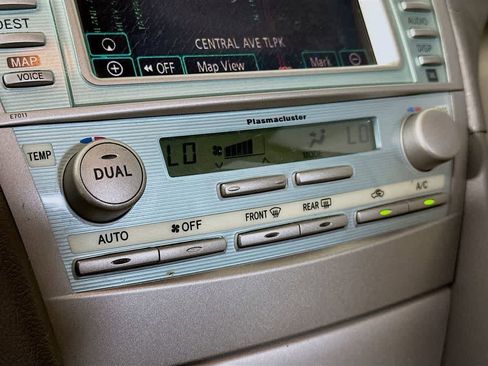 Used 2009 Toyota Camry Hybrid image 17