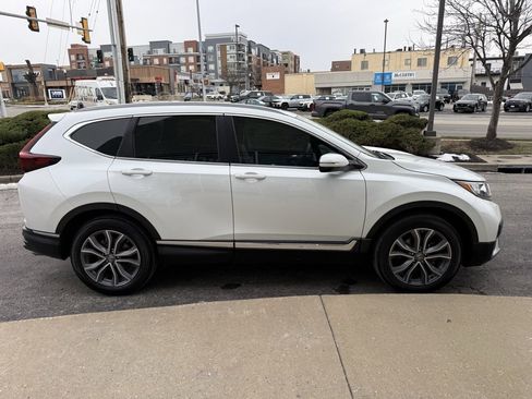 Used 2022 Honda CR-V Touring image 4