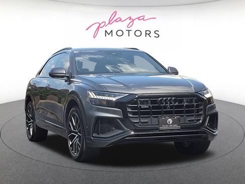 Used 2021 Audi Q8 Premium Plus w/ Premium Plus Package AWD/4WD image 3