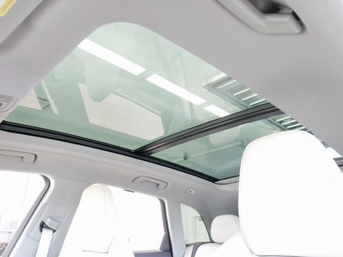 New 2025 Audi Q5 Prestige image 32