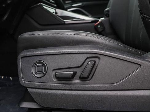 New 2025 Audi Q5 Premium Plus image 25