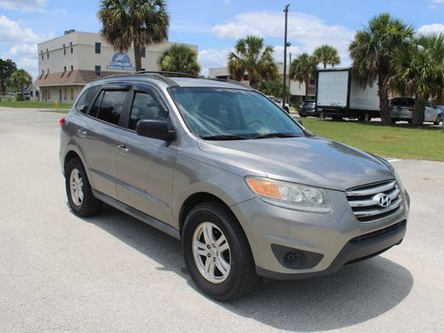 Used 2012 Hyundai Santa Fe GLS FWD image 24
