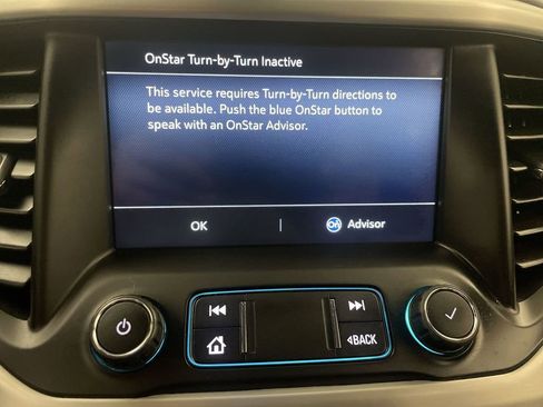 Used 2020 GMC Acadia SLE w/ Driver Convenience Package FWD image 8