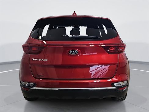 Used 2021 Kia Sportage LX image 5