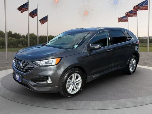 Used 2019 Ford Edge SEL FWD image 2
