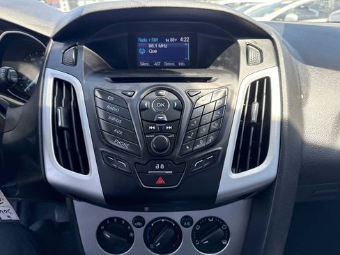 Used 2013 Ford Focus SE image 28