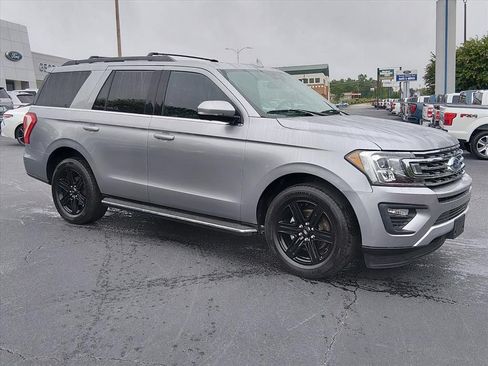 Certified 2021 Ford Expedition XLT RWD image 2