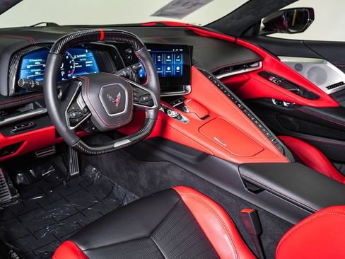 Used 2024 Chevrolet Corvette Z06 RWD image 26