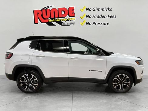 Used 2022 Jeep Compass Limited AWD/4WD image 7
