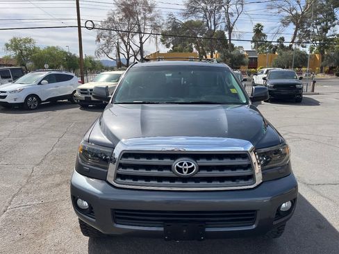 Used 2014 Toyota Sequoia SR5 image 51