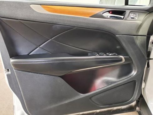 Used 2017 Lincoln MKC Reserve w/ Technology Package image 11