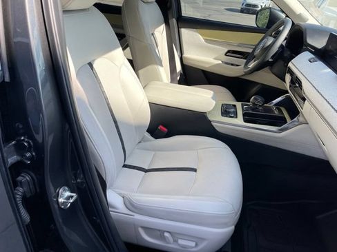 Used 2024 MAZDA CX-90 3.3 Turbo S w/ Premium Plus AWD/4WD image 21