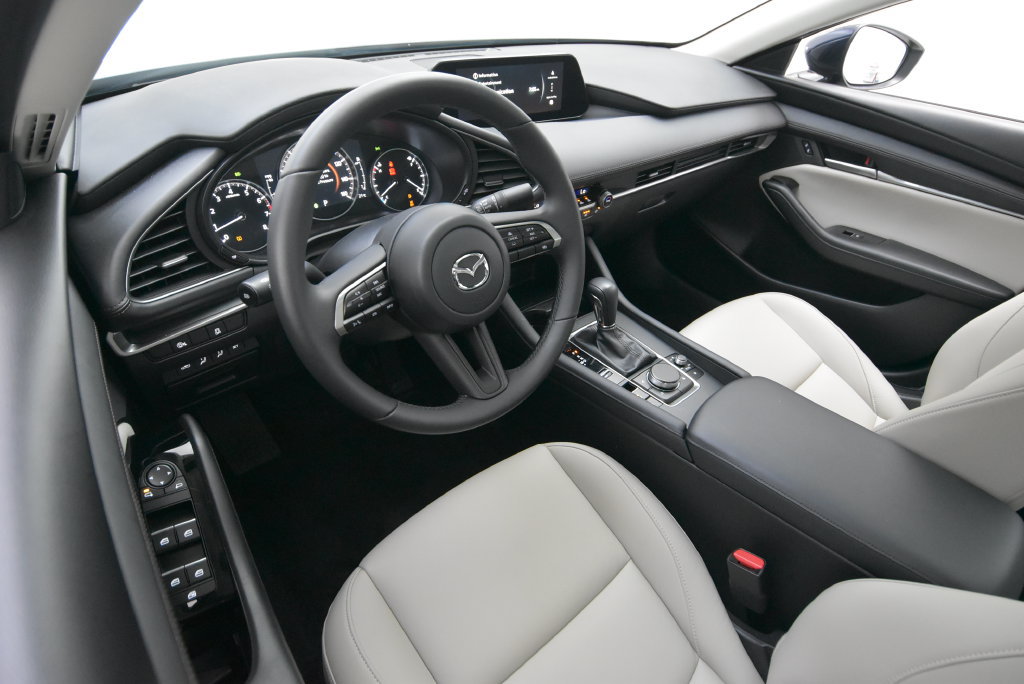 Certified 2026 MAZDA MAZDA3 2.5 S Sedan w/ Preferred Pkg FWD image 30