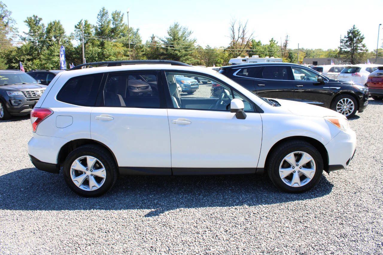 Used 2014 Subaru Forester 2.5i Premium w/ All-Weather Package AWD/4WD image 6