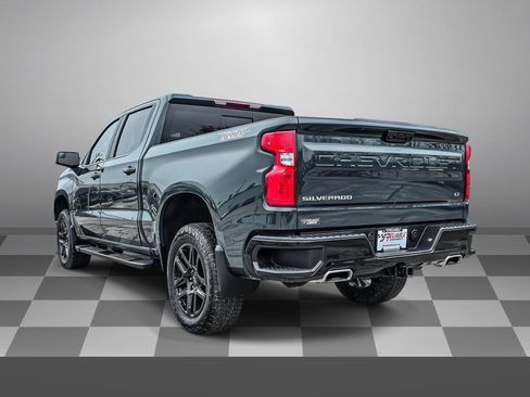 Used 2025 Chevrolet Silverado 1500 LT Trail Boss w/ Convenience Package II AWD/4WD image 4