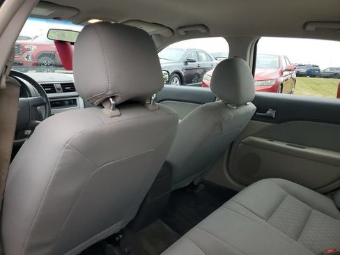 Used 2012 Ford Fusion S FWD image 8