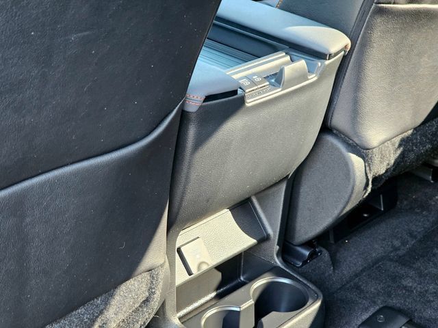 Used 2024 Toyota Sienna XSE w/ XSE Premium Package FWD image 28